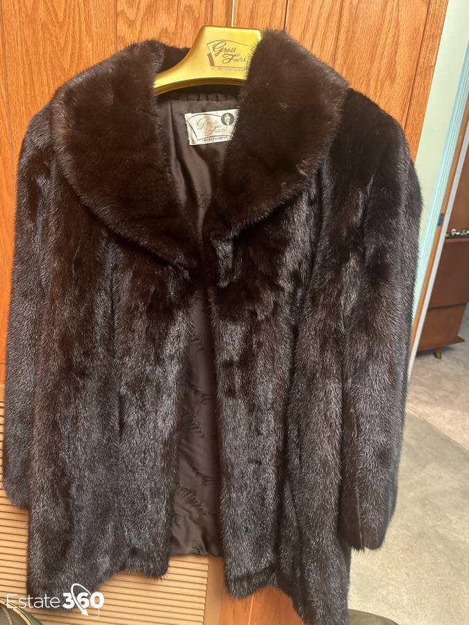 Vintage Gross Furs San Bernardino Mink Coat in Perfect Condition