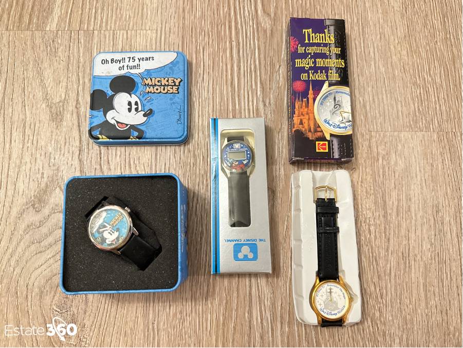 Mickey Mouse 75th Anniversary Watch with Tin, 1997 Walt Disney