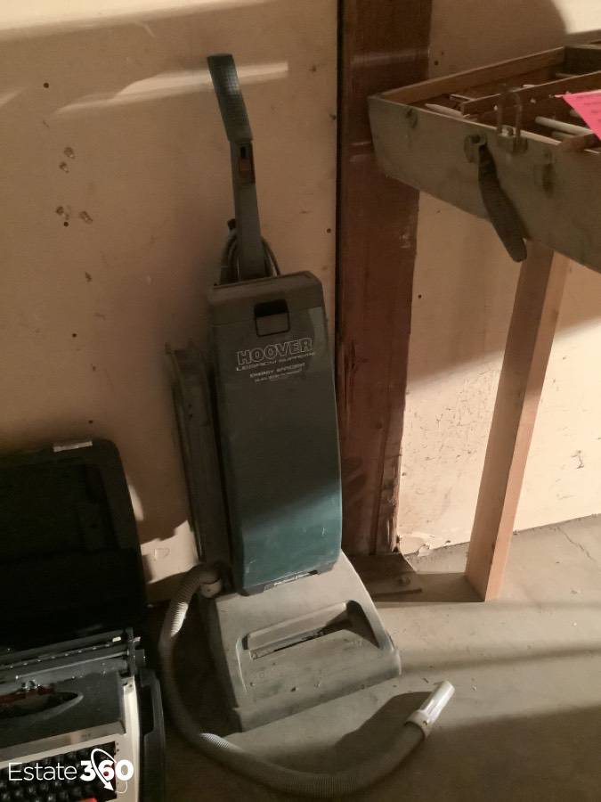Hoover legacy supreme vacuum Auction 