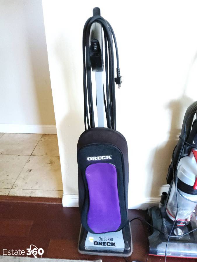 Power Force Helix Bissell & Black and Decker Vacuums - Baer Auctioneers -  Realty, LLC