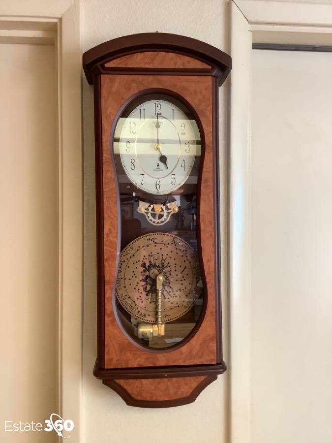 Disc Organette 20 音楽再生時計 Small World Rhythm Disc Organette 20 Clock Auction | Estate 360