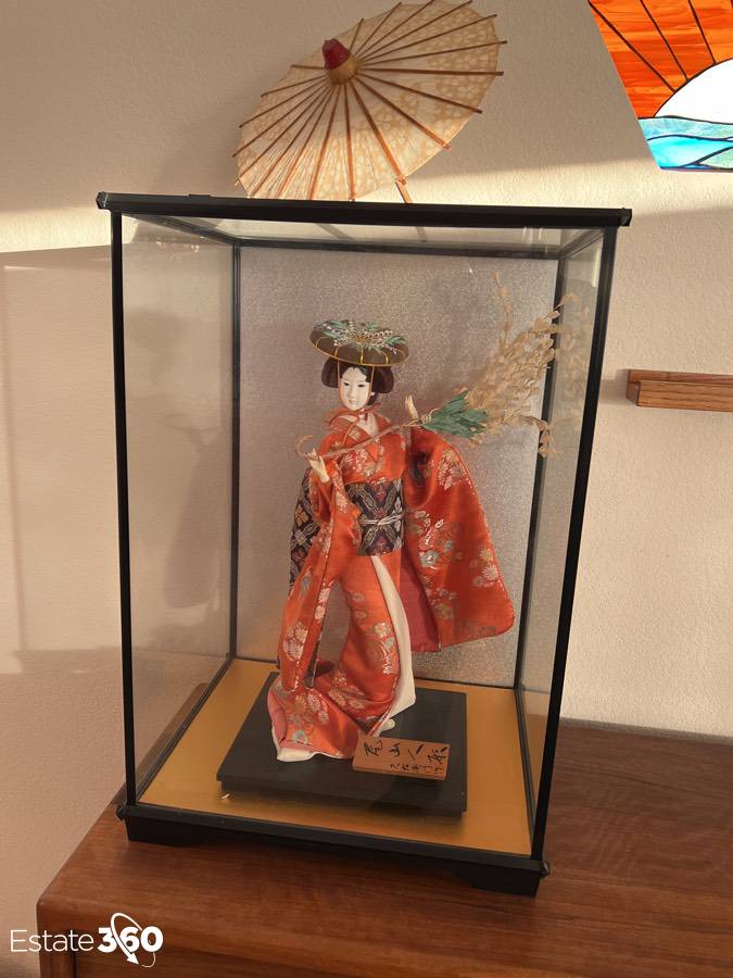Geisha doll in glass case value outlet