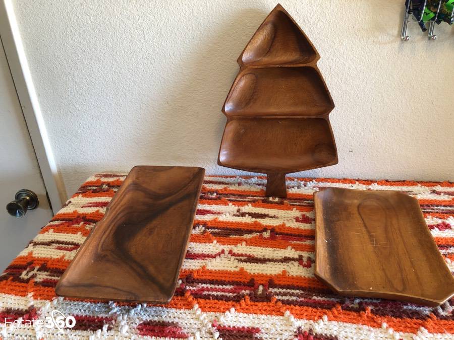 Monkey Pod Wood Christmas Tree Serving Tray and 2 Additional Serving Trays  Auction