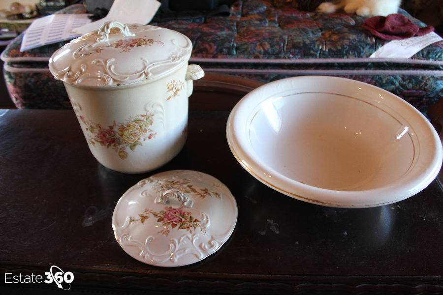 Vintage Pink & Yellow Floral Mixing Bowls 3 pc set Hull Pottery - Bella  Antiques