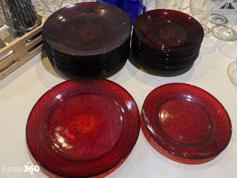 Vintage Tupperware Christmas Red and Green Luncheon Plates - Ruby Lane