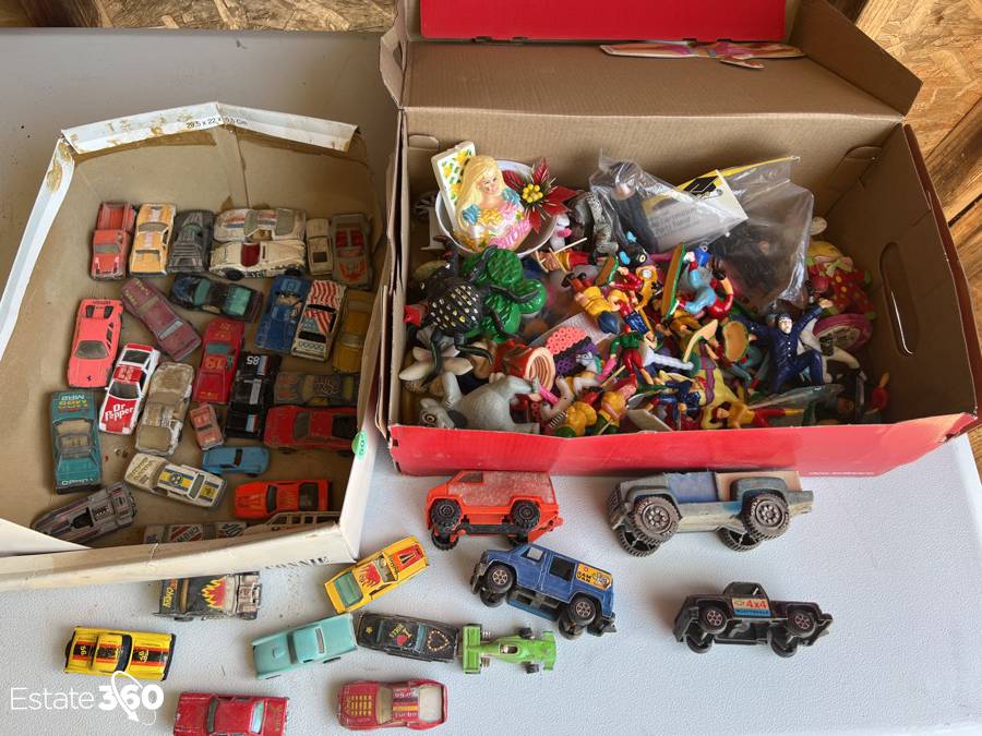 Collection Of Vintage Die Cast Cars  Cake Toppers Auction Estate 360